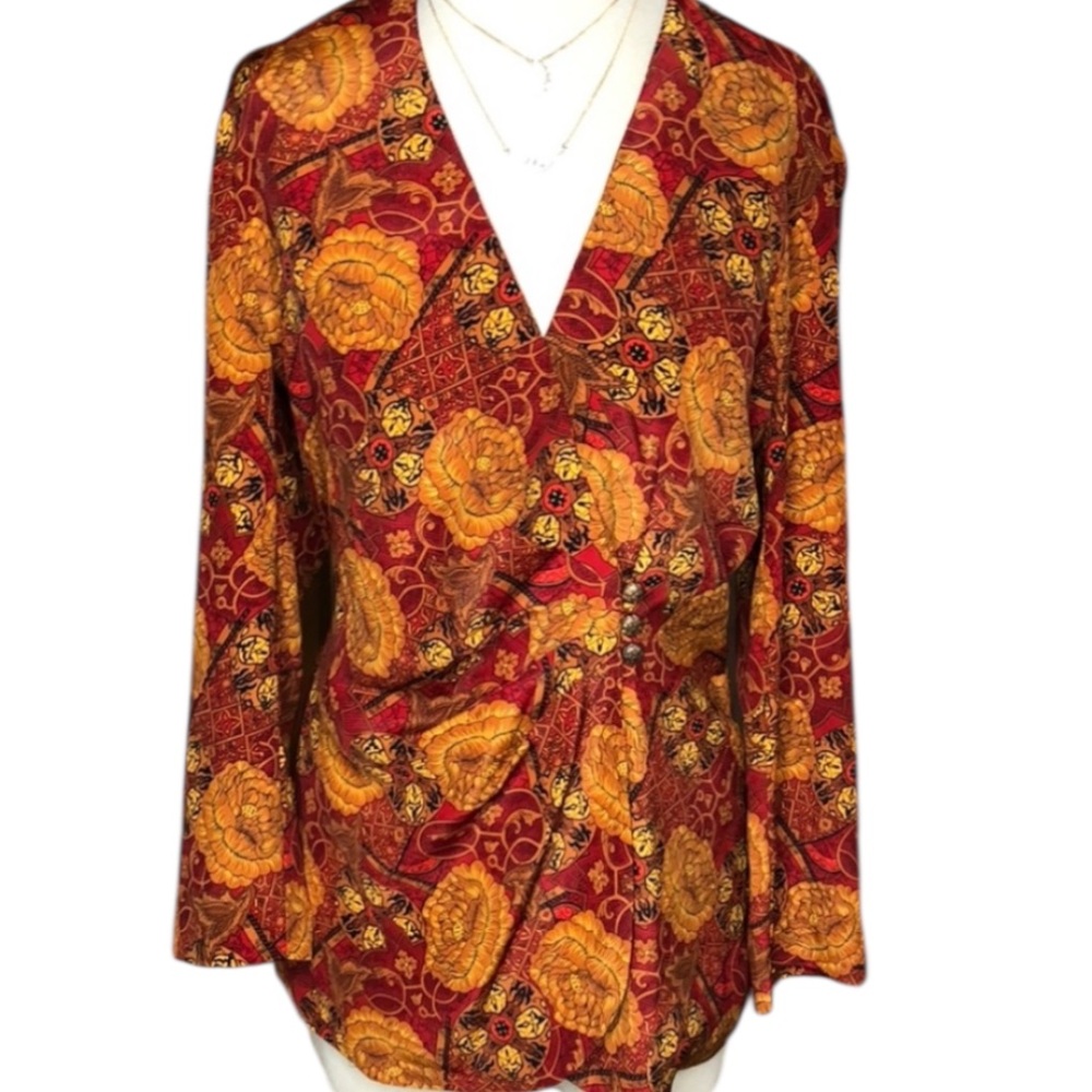 From 90s Vtg Laura & Jayne Petite Red & Gold Floral Wrap Style Top 
Size 10